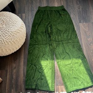 Brown Lee Green Sweats